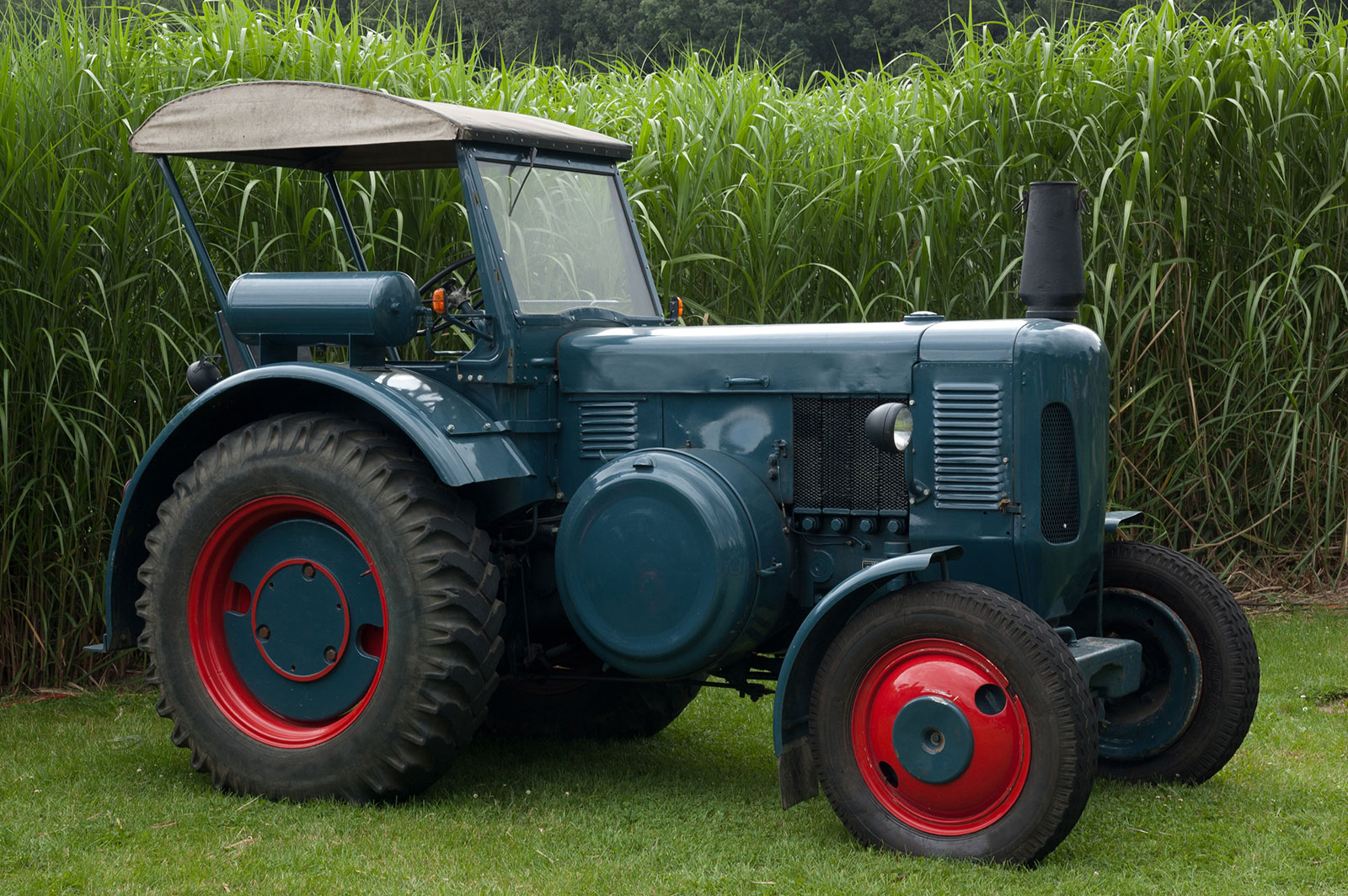 Oldtimer Traktor - Oldtimer-Versicherung